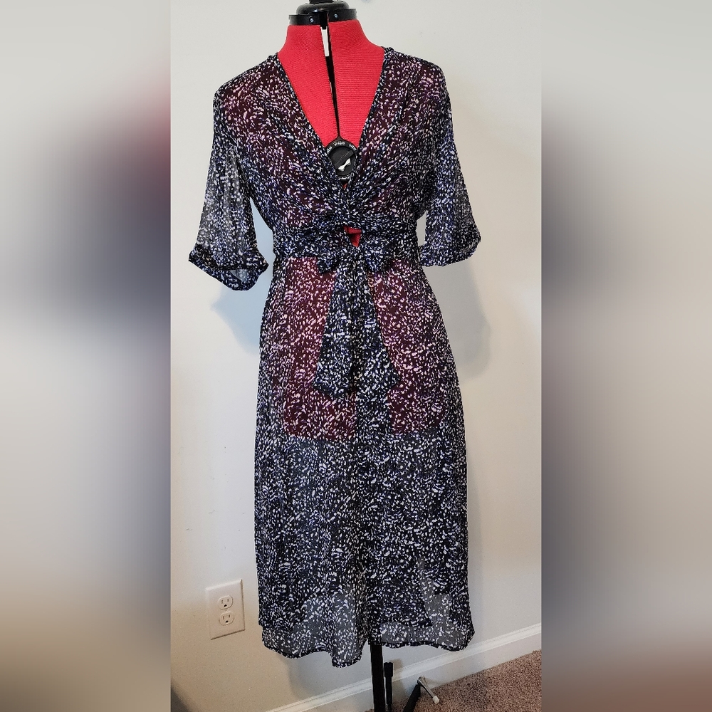 NWT Express Elegant Black, Blue and White Patterned Wrap Around Dress Size M/L